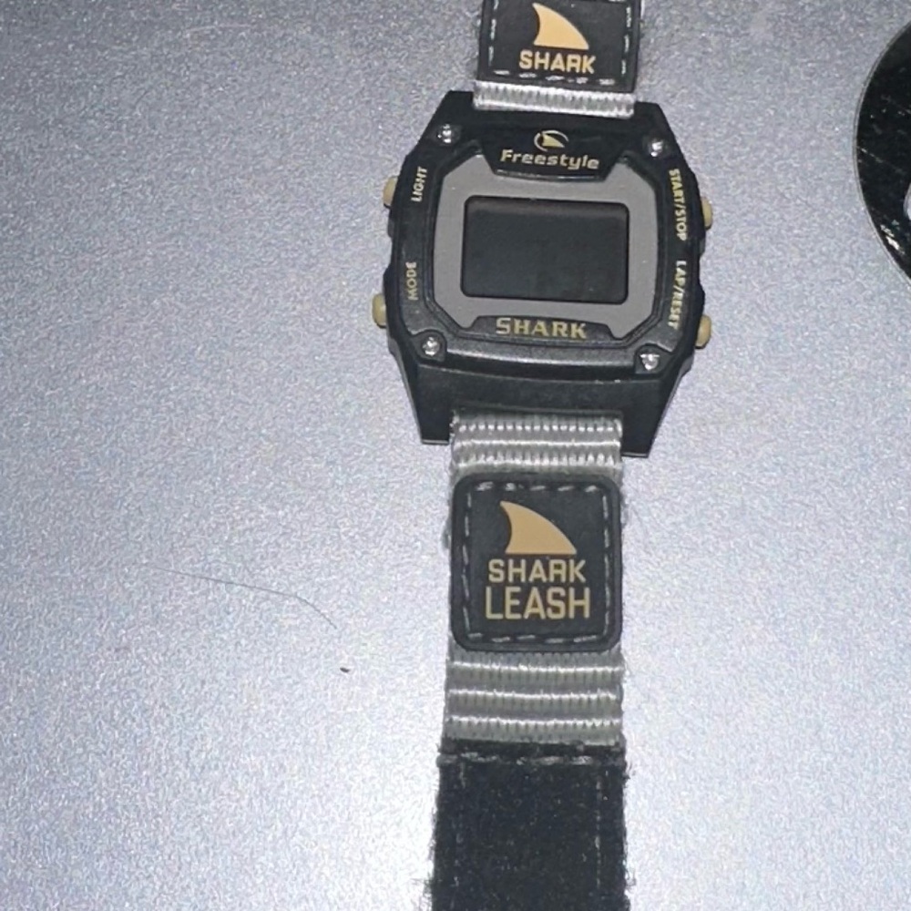 Shark freestyle watch
